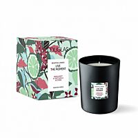 DOUGLAS Beautiful Stories Live the Moment Candle